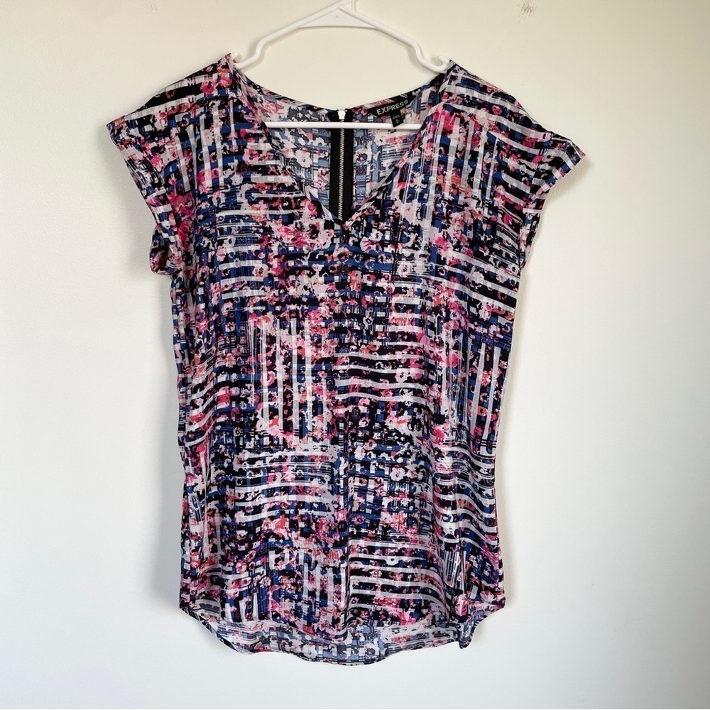 Express multi-colored short sleeve blouse
